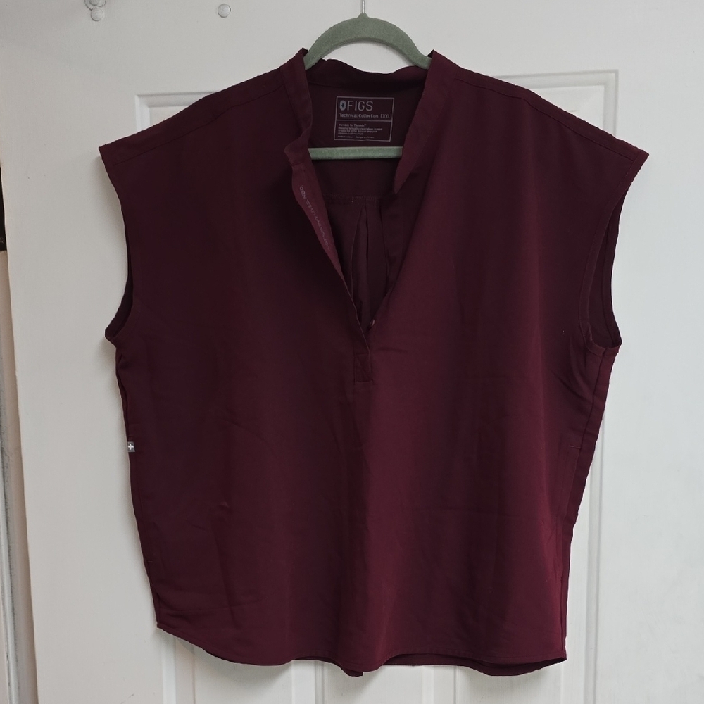 Figs Women's Burgundy Rafaela Oversized Scrub Top